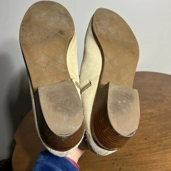 Jack Rogers Women's Boot Bailee Boot Size 7.5 Sand Beige Cream Suede Scalloped - Picture 6 of 10